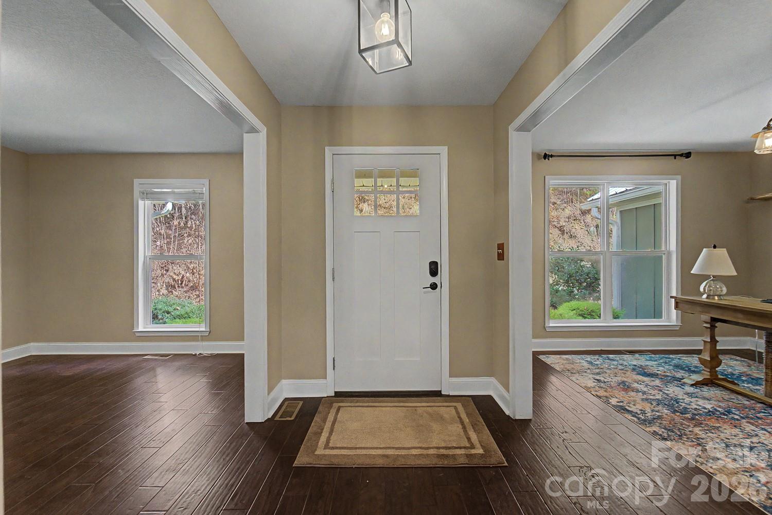 544 Stonehaven Drive