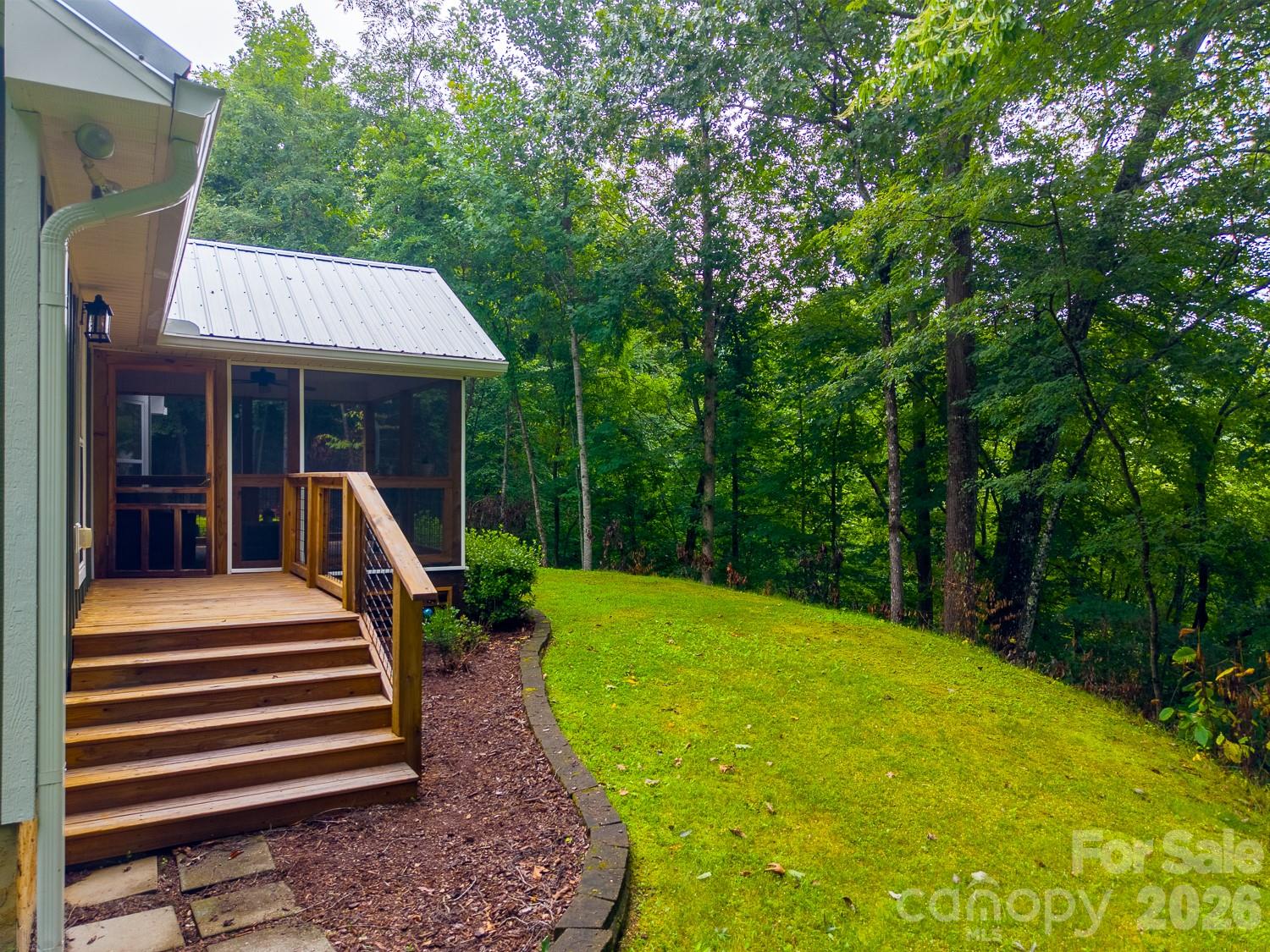 544 Stonehaven Drive