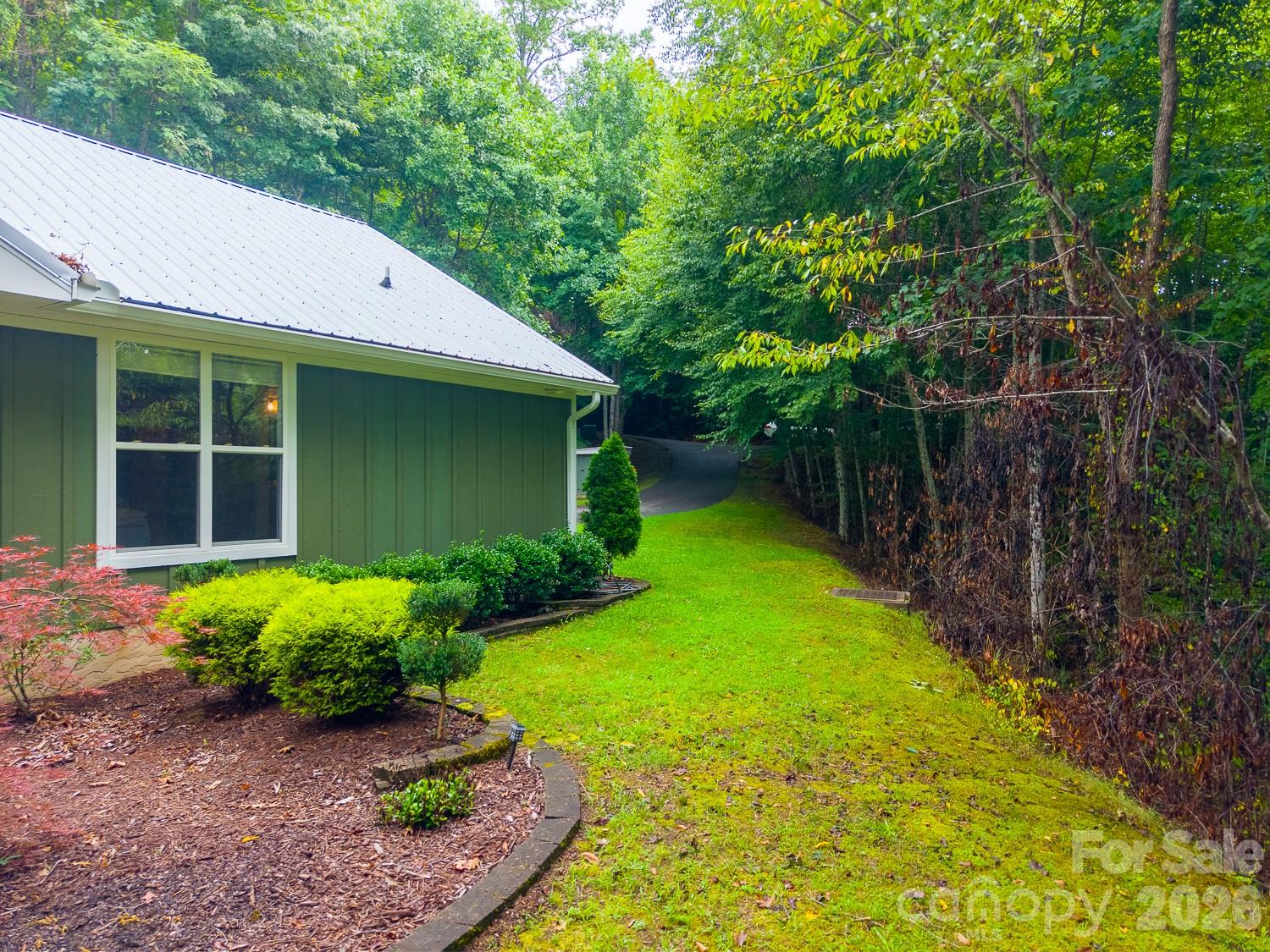 544 Stonehaven Drive