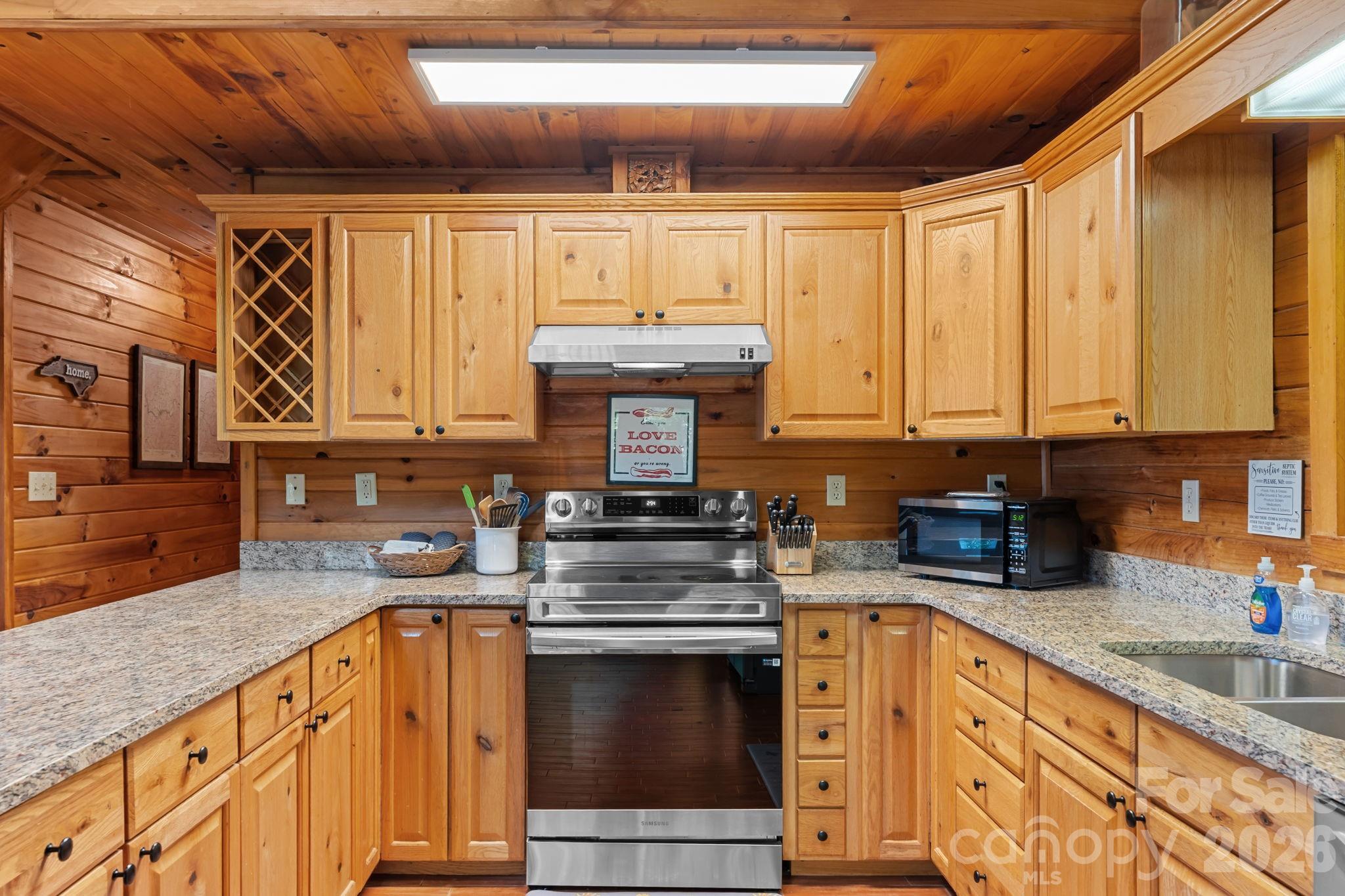 355 Oak Ridge Lane