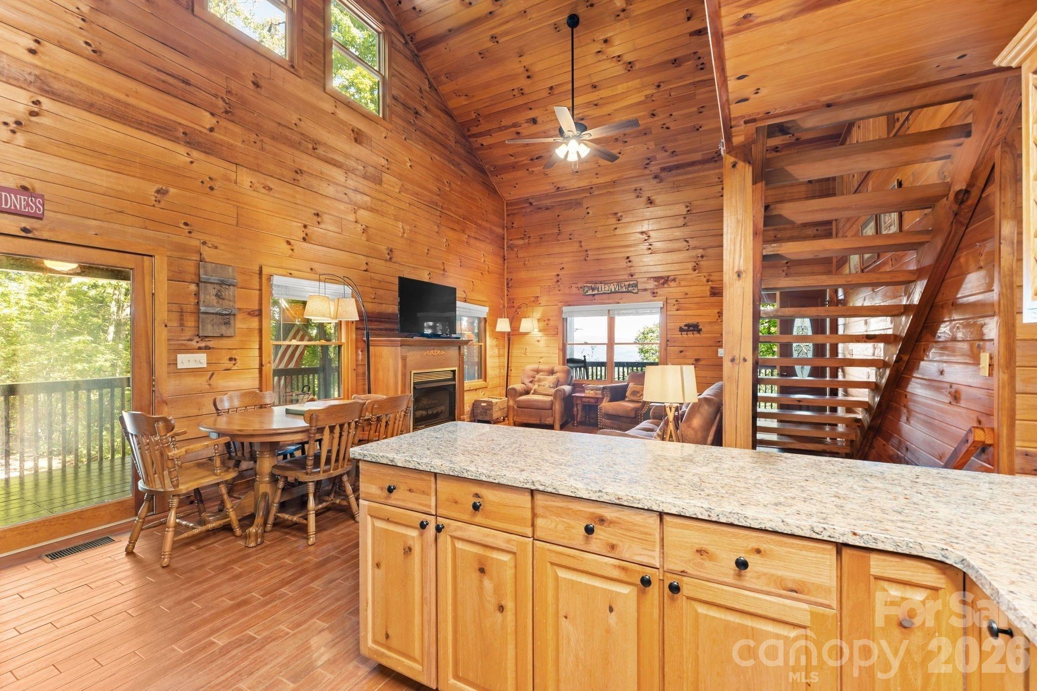 355 Oak Ridge Lane