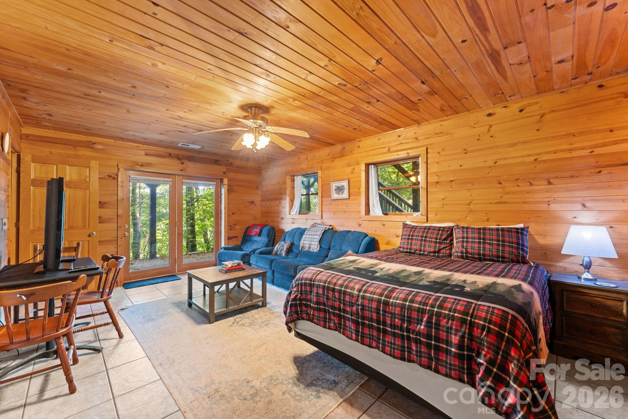 355 Oak Ridge Lane