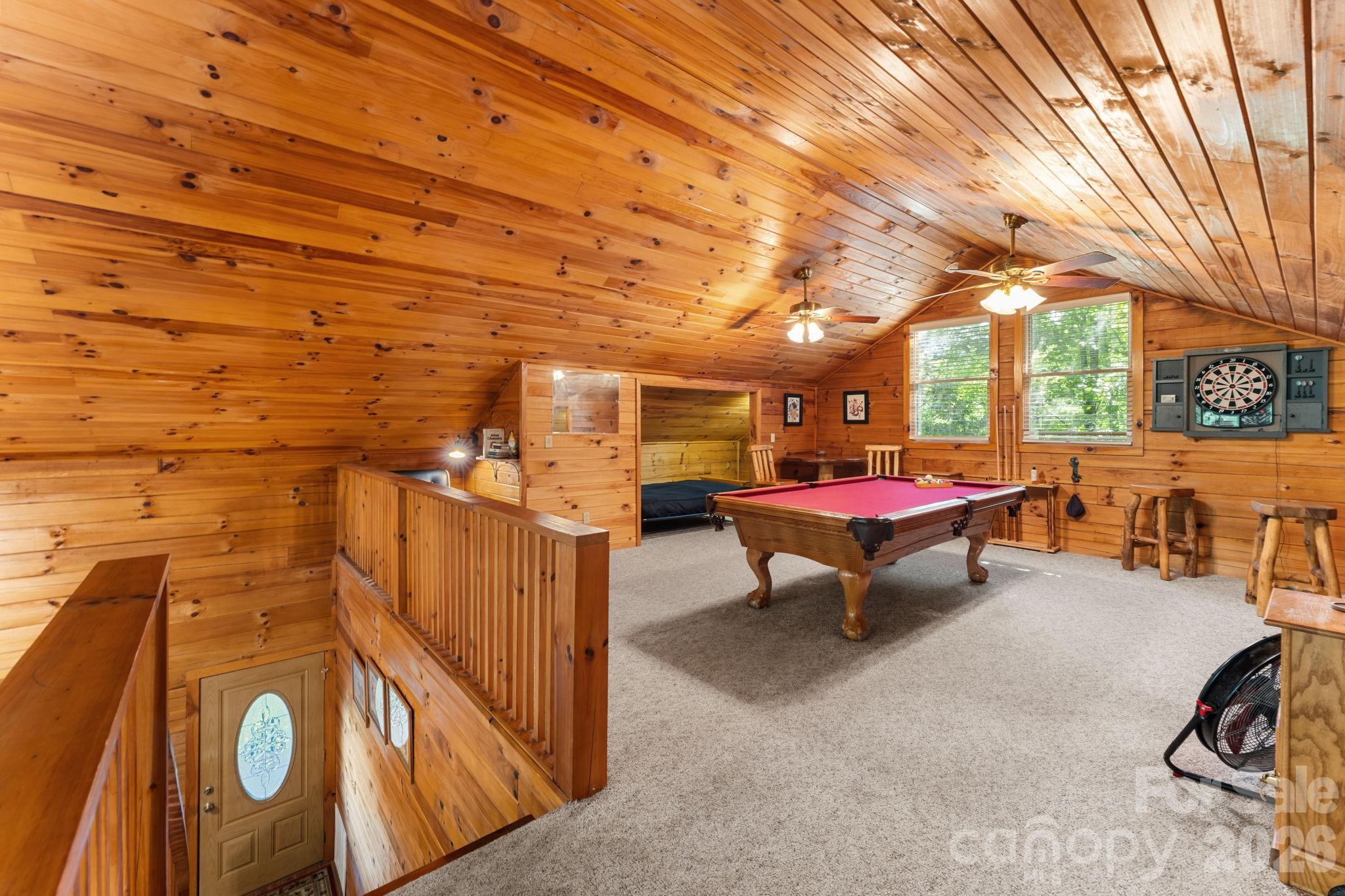 355 Oak Ridge Lane