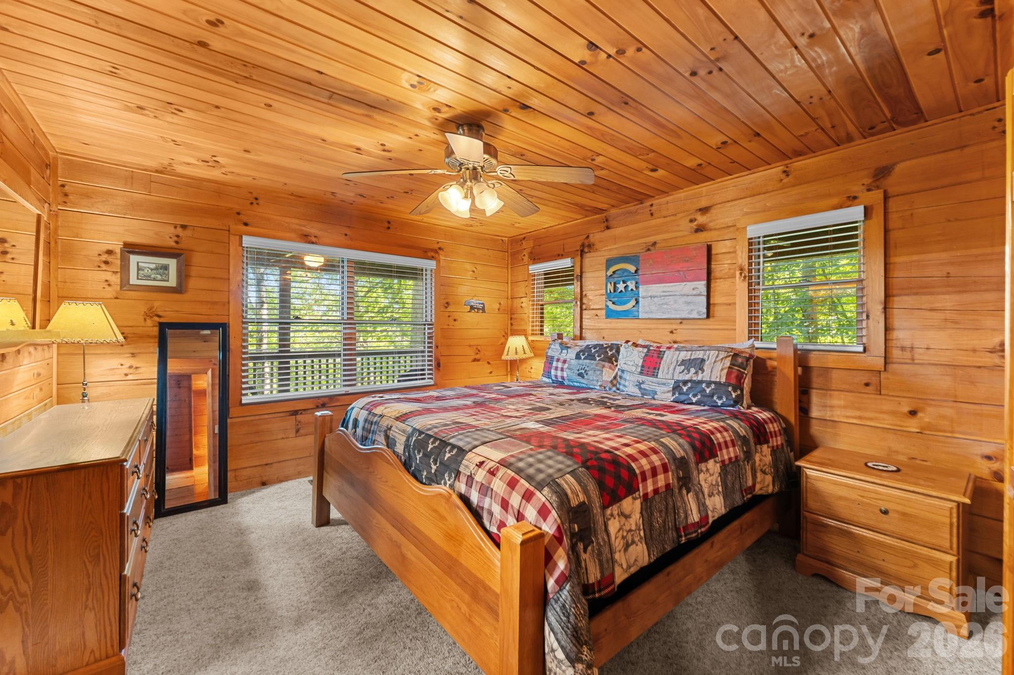 355 Oak Ridge Lane
