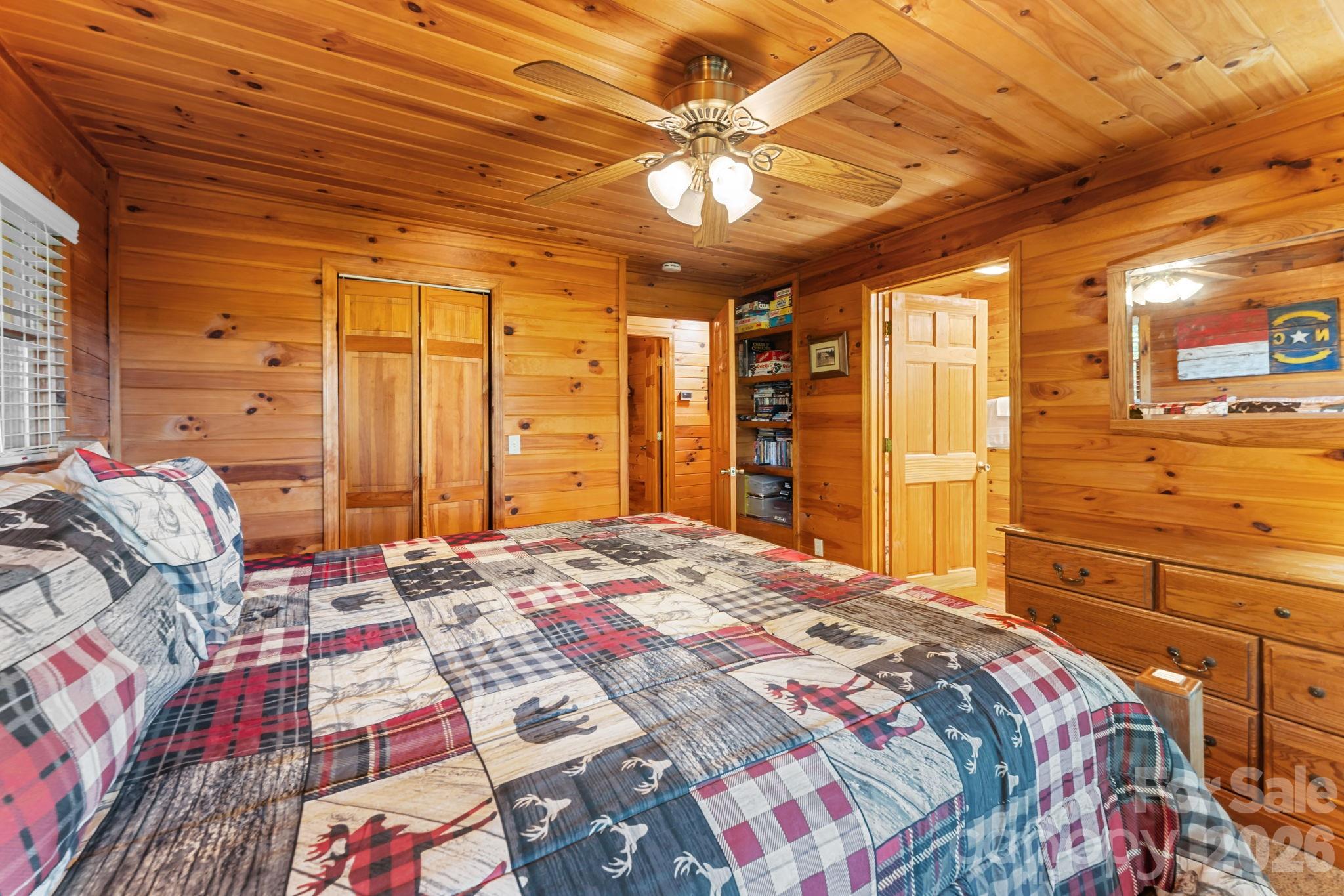 355 Oak Ridge Lane