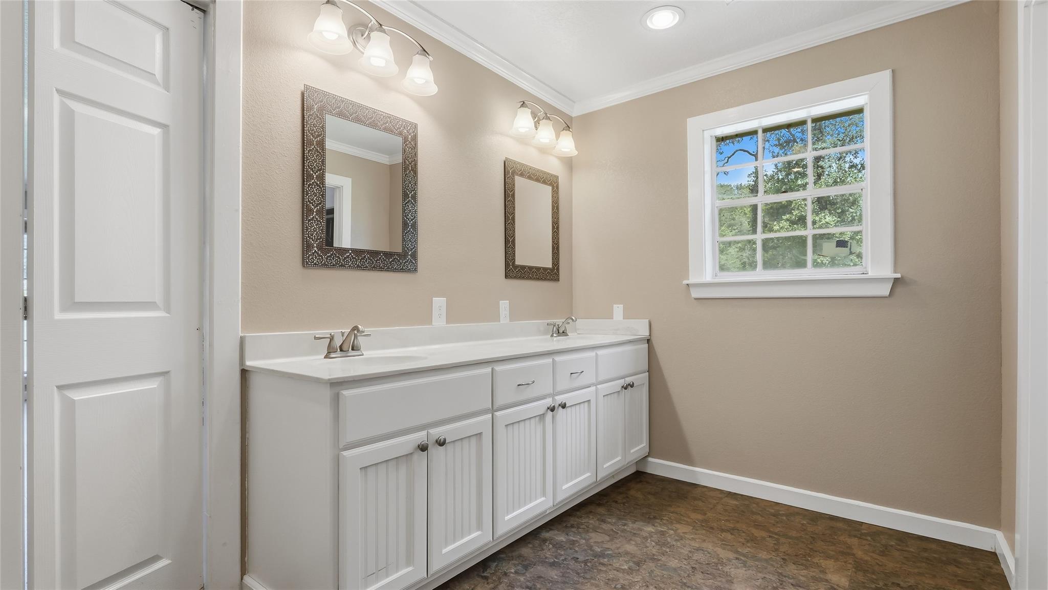 5125 Sandy Creek Lane