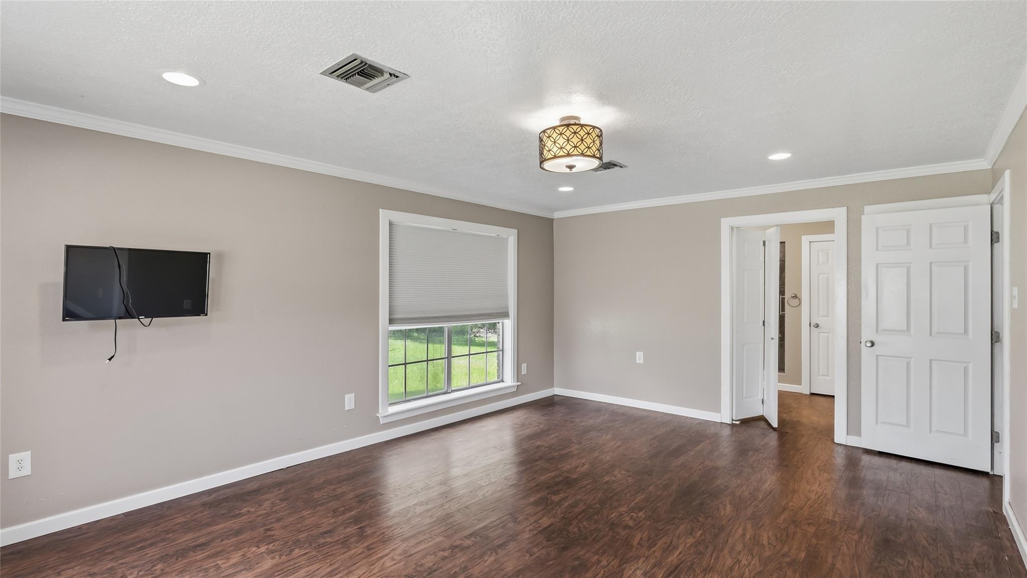 5125 Sandy Creek Lane