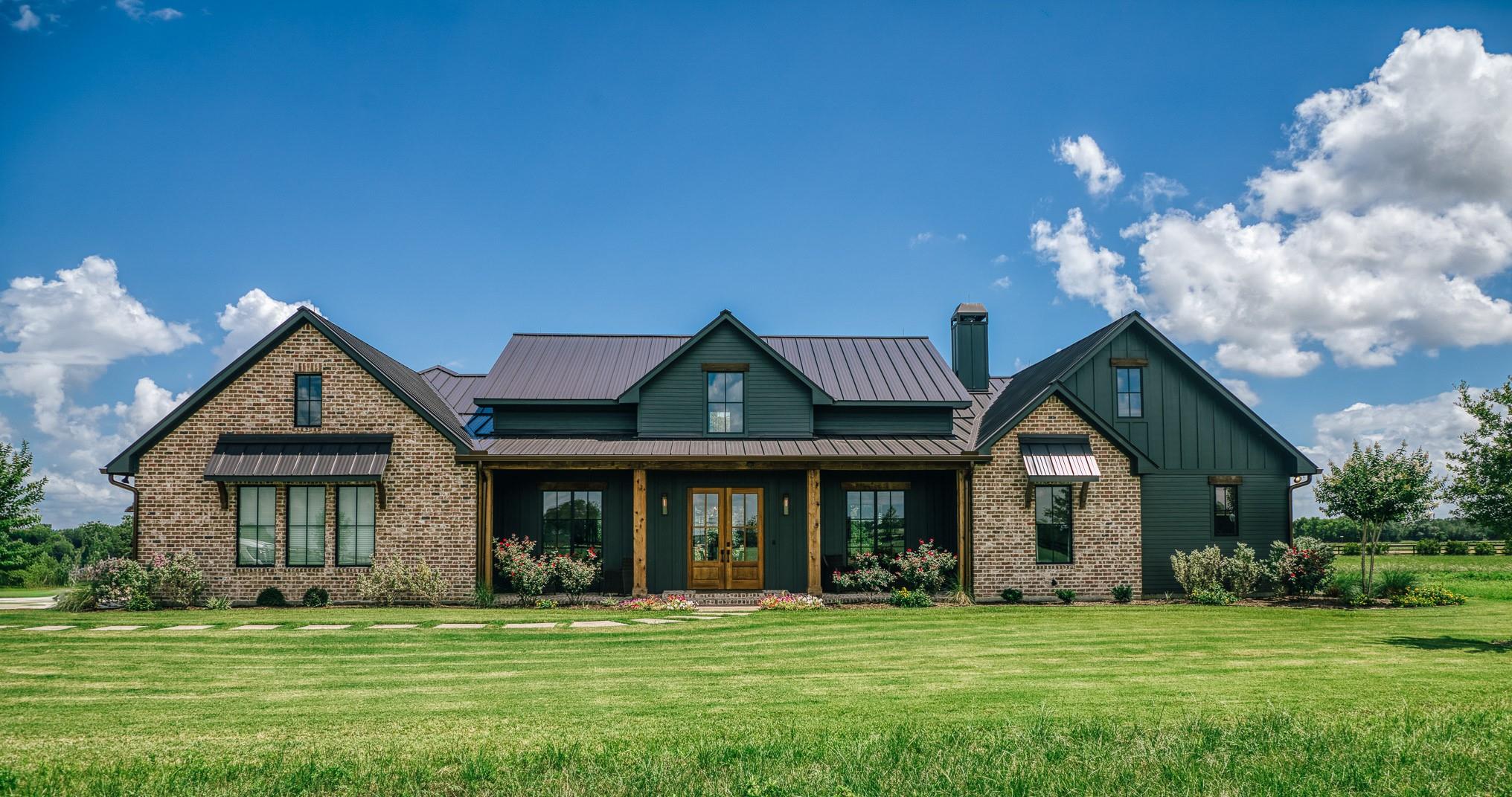104 Hartfield Hill Ln