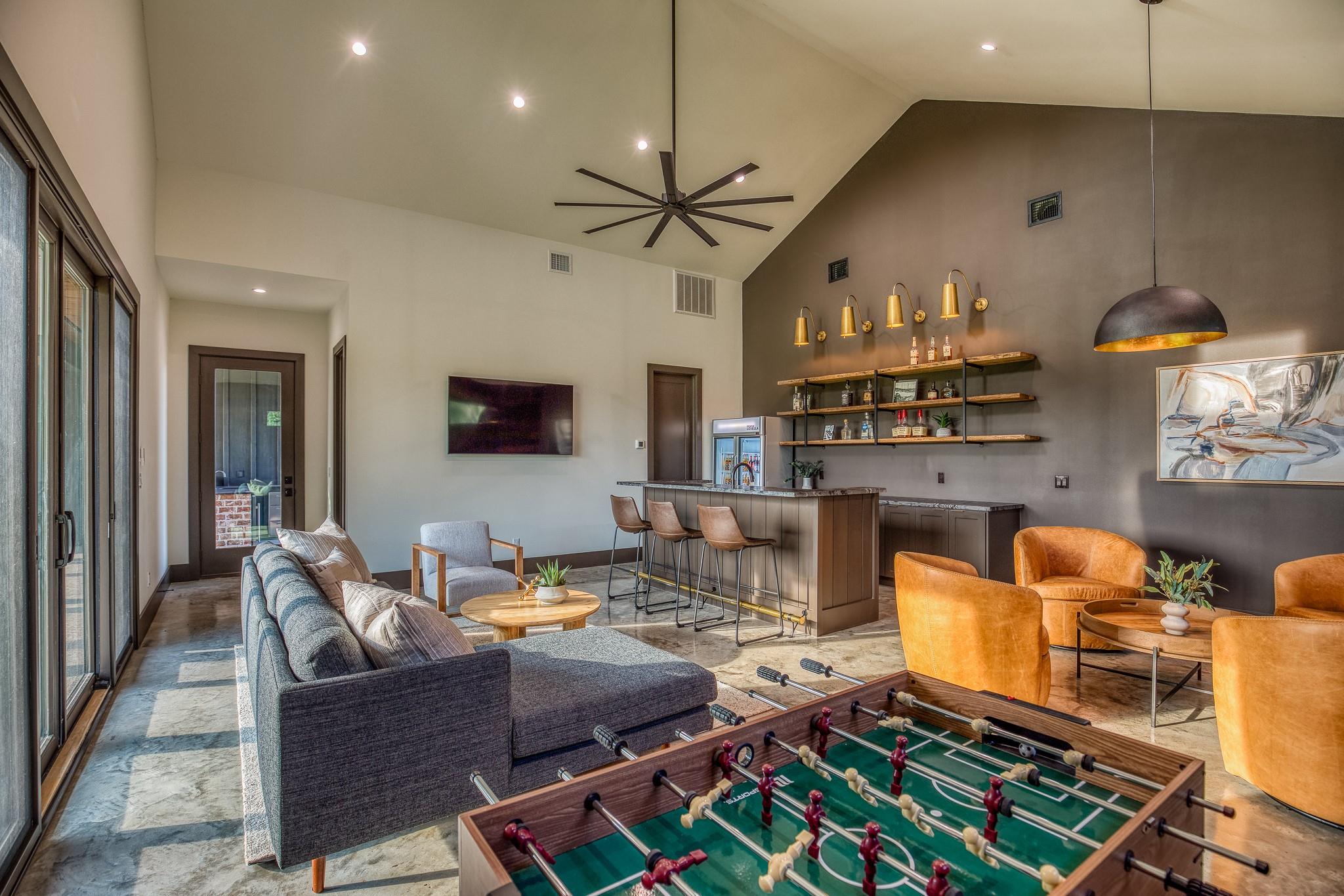 104 Hartfield Hill Ln