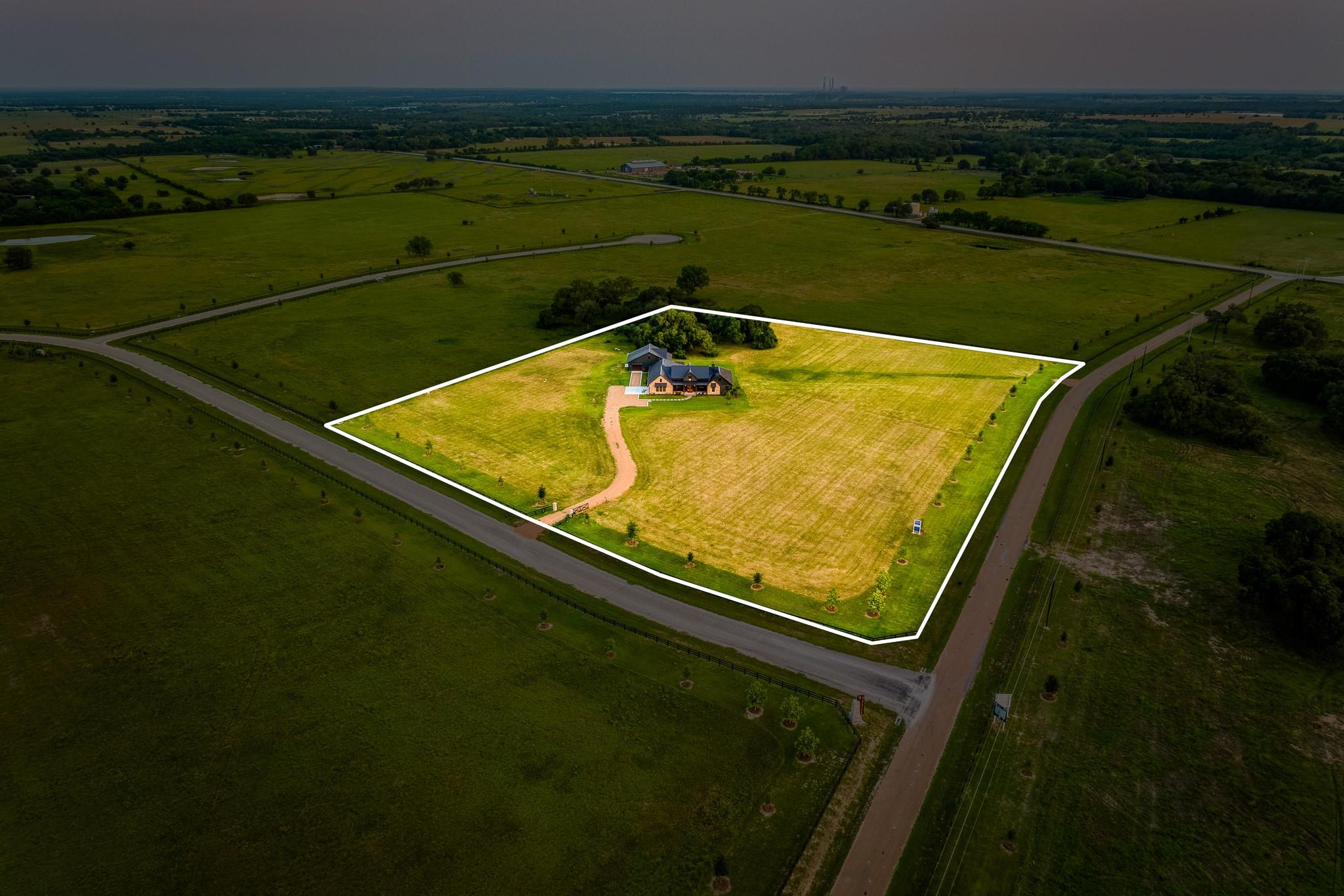 104 Hartfield Hill Ln