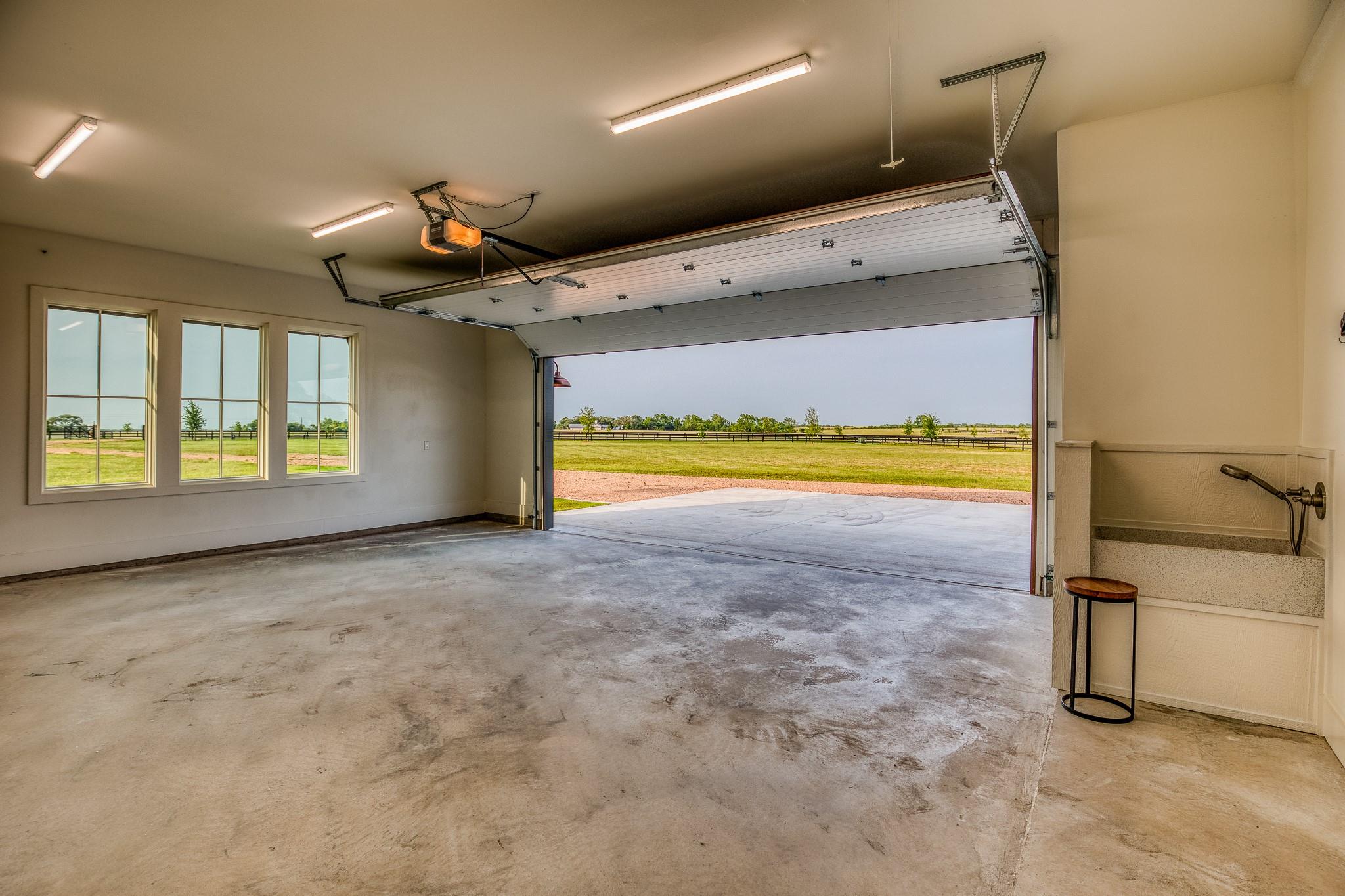 104 Hartfield Hill Ln