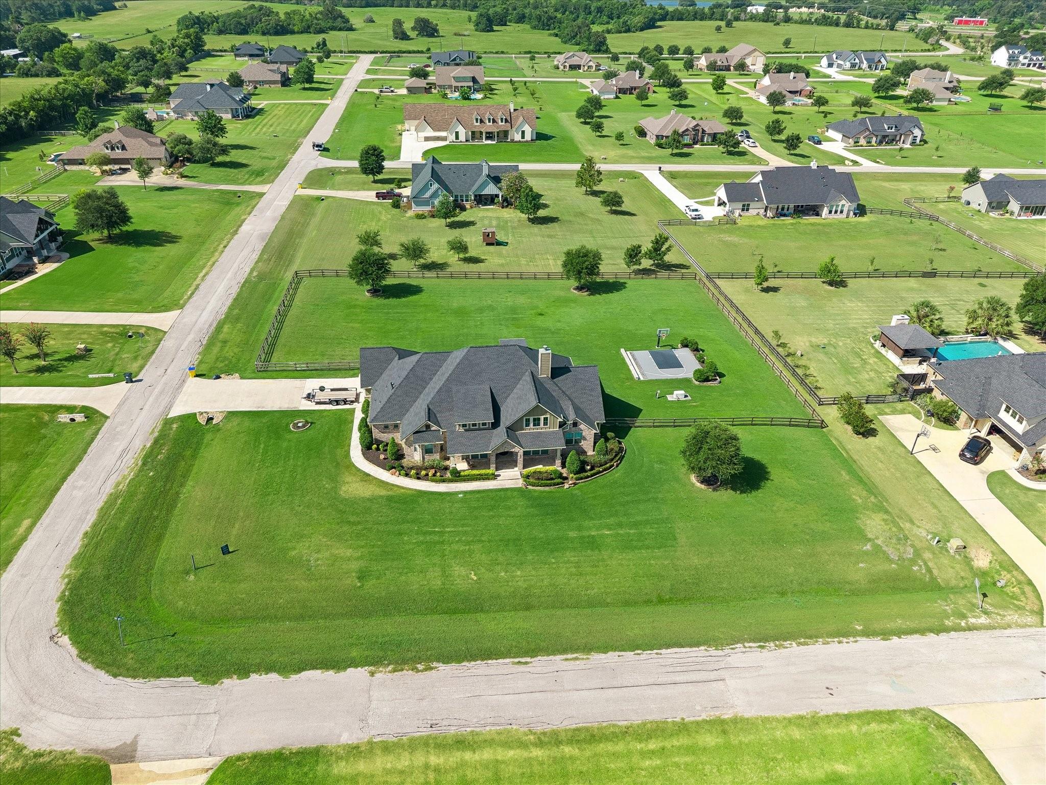 885 Amethyst Drive