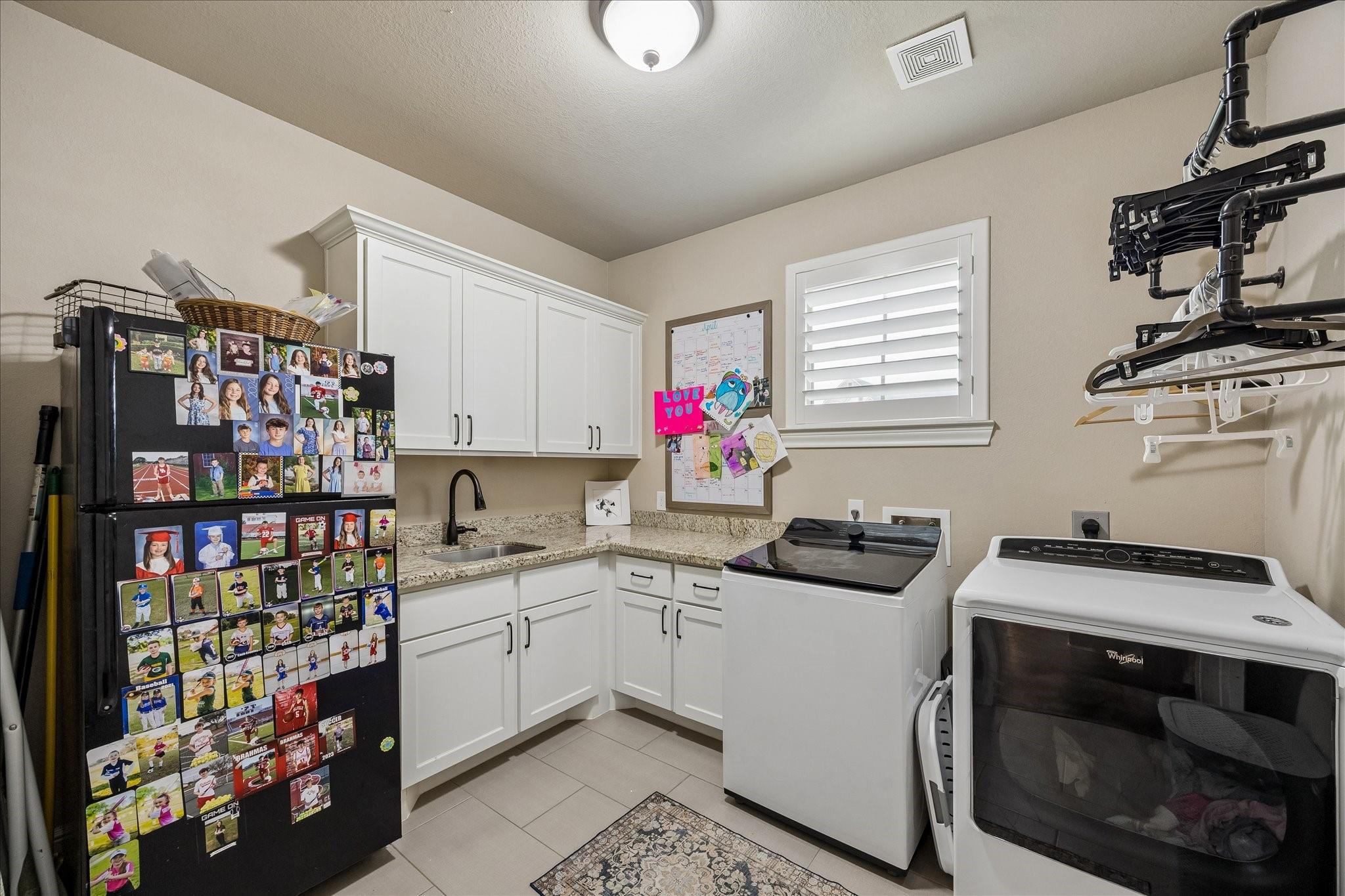 885 Amethyst Drive