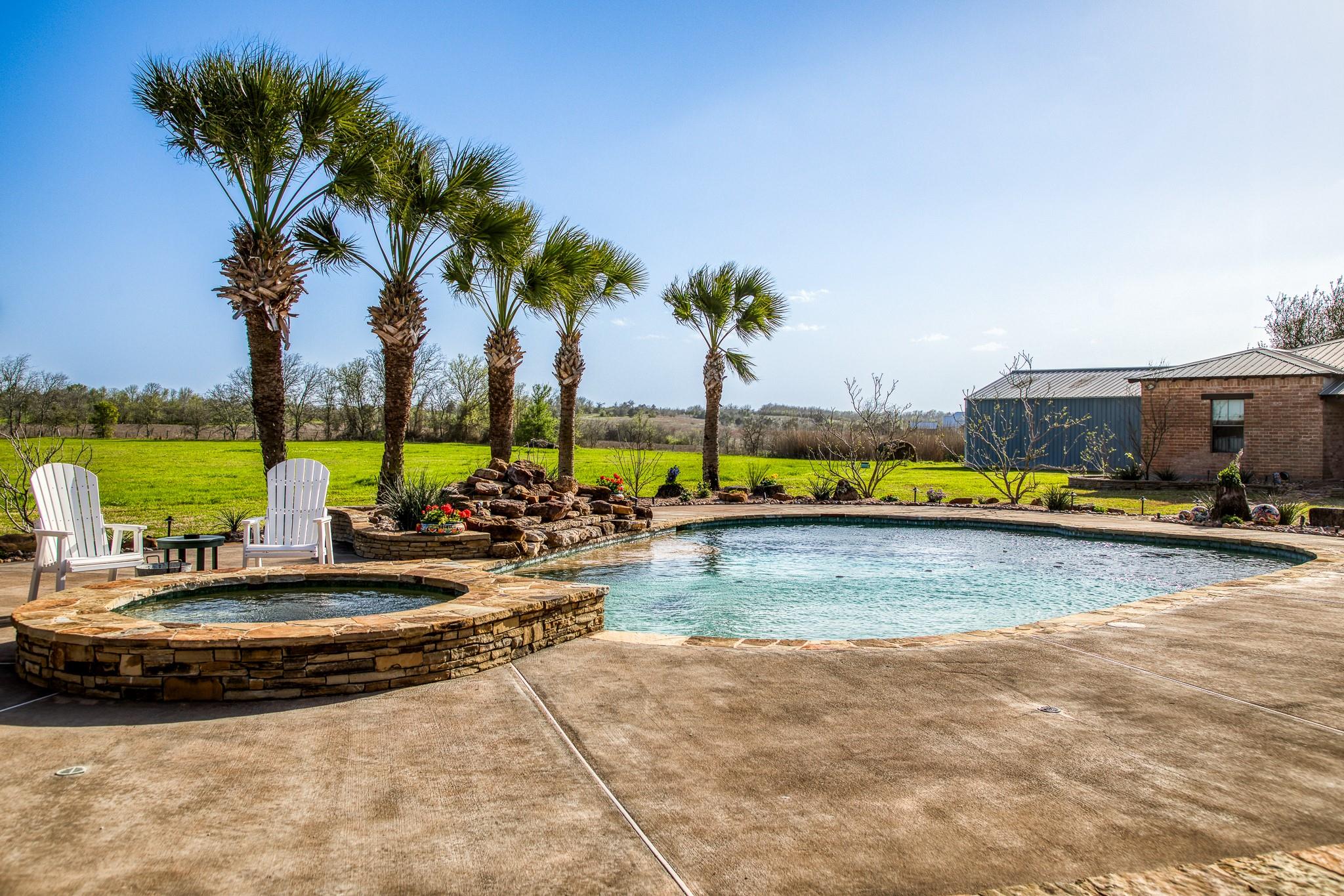 20383 State Highway 159 W