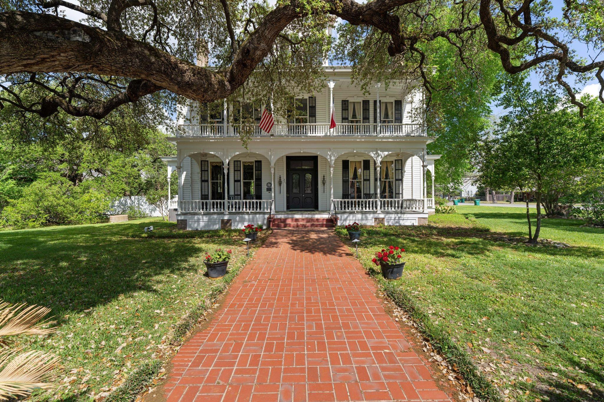 351 E Colorado Street