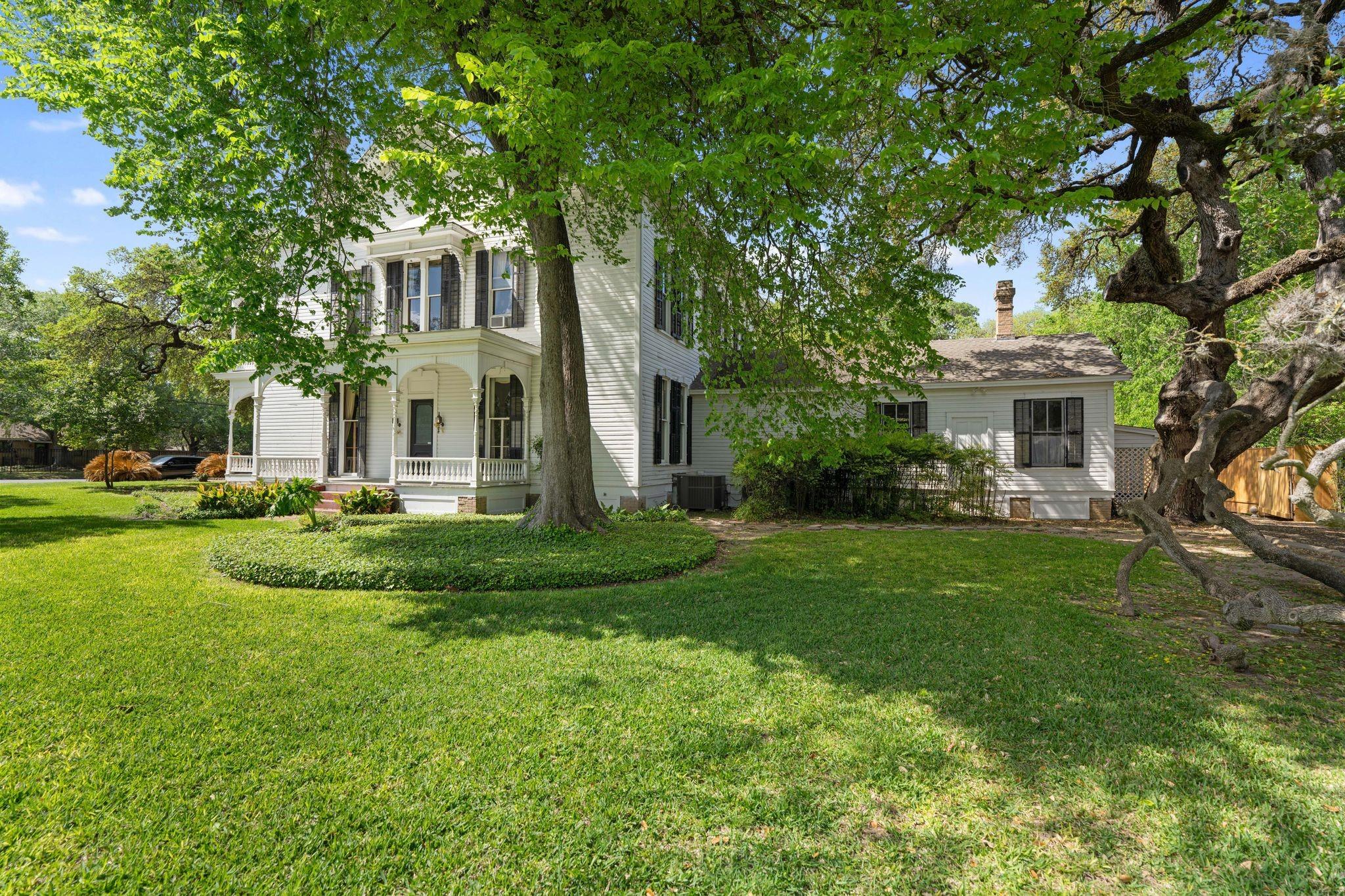 351 E Colorado Street