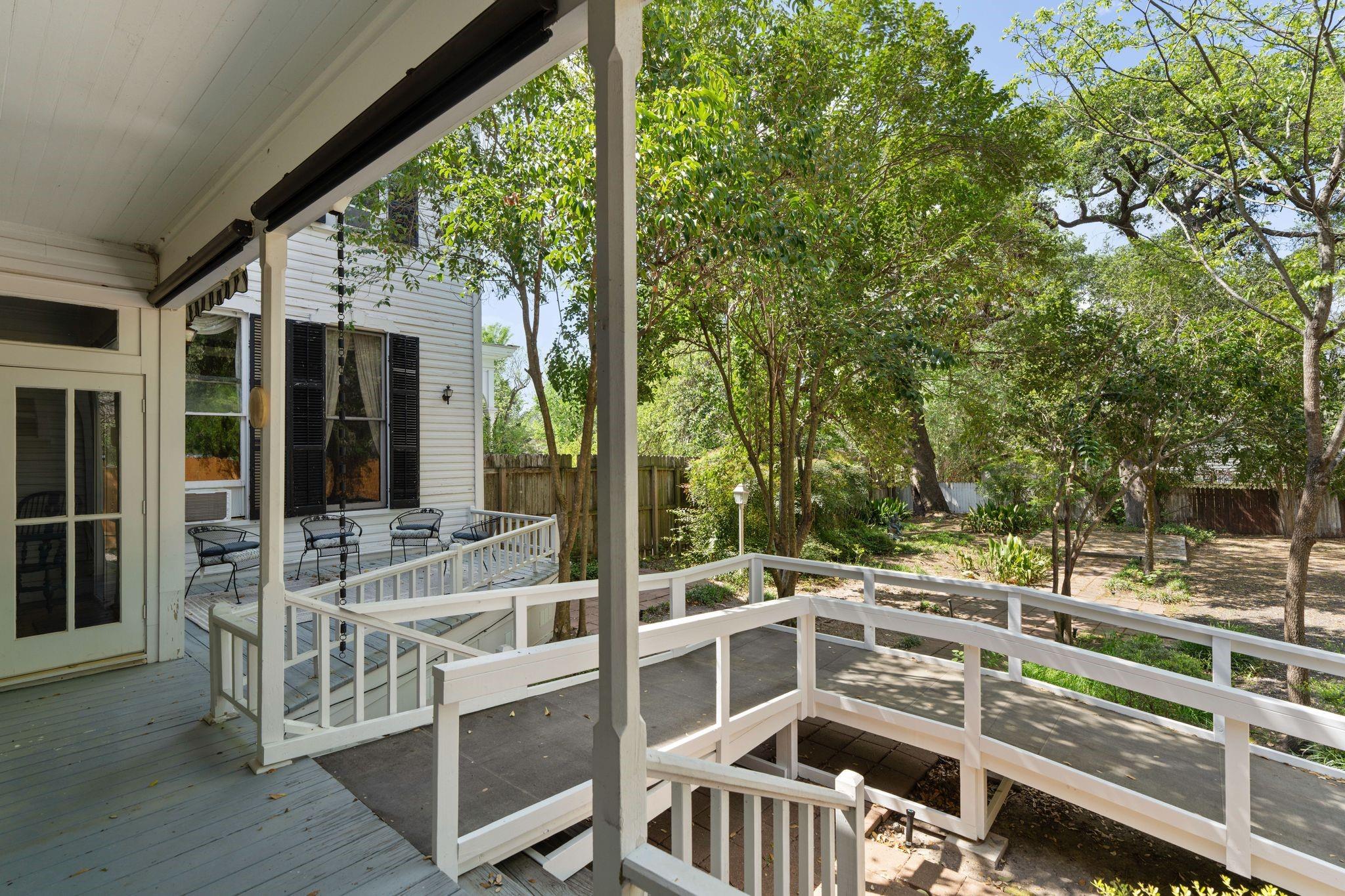 351 E Colorado Street