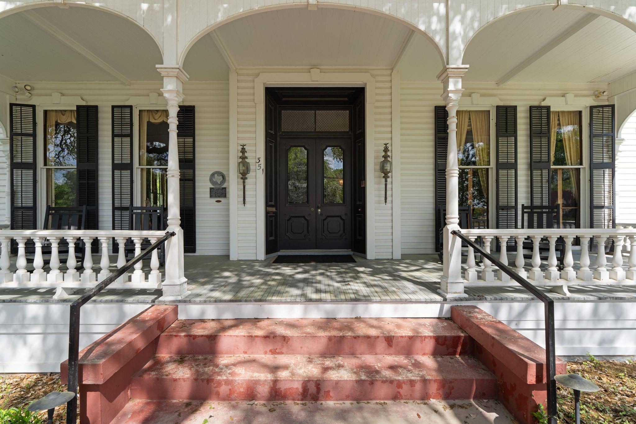 351 E Colorado Street