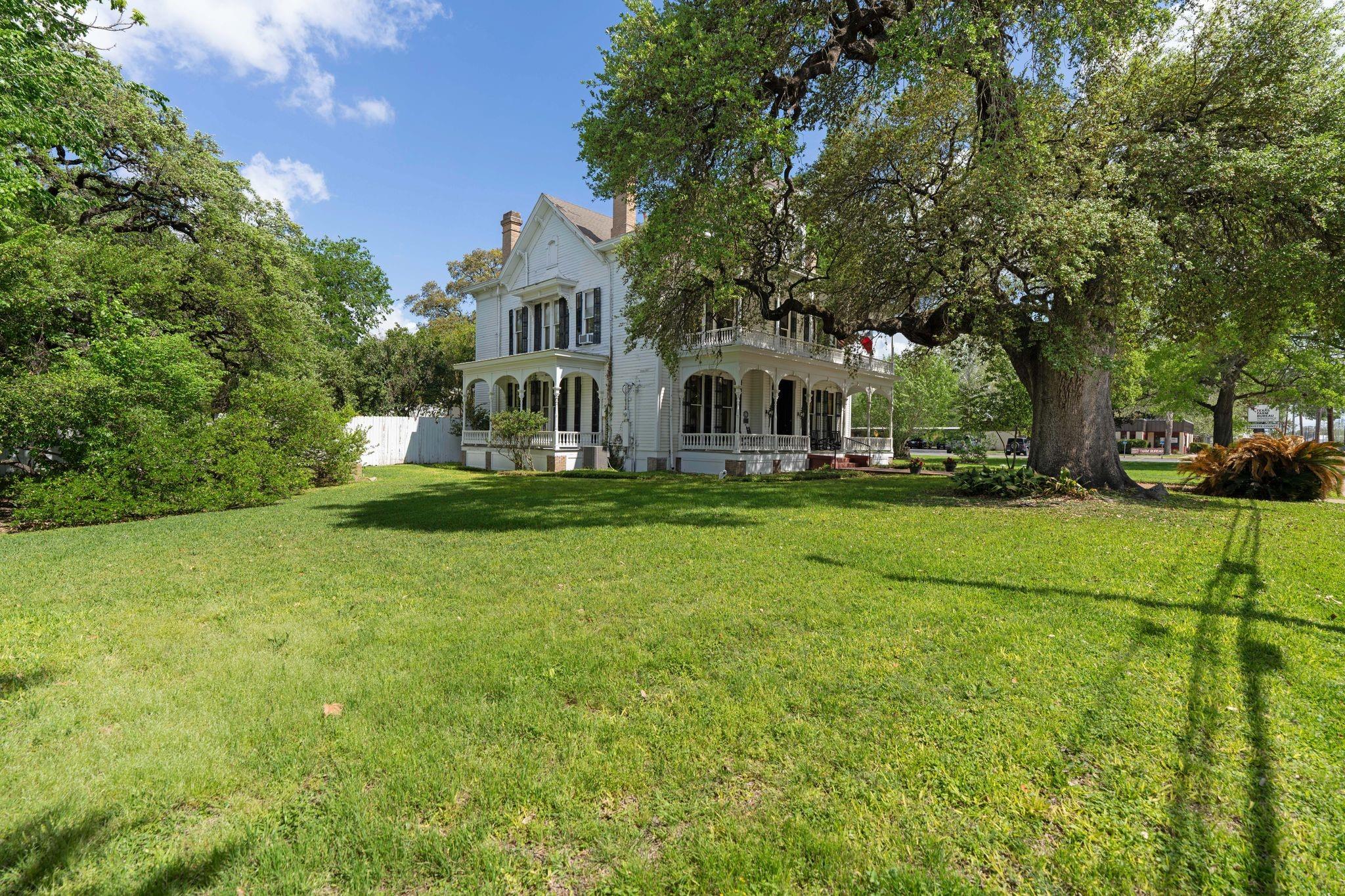 351 E Colorado Street