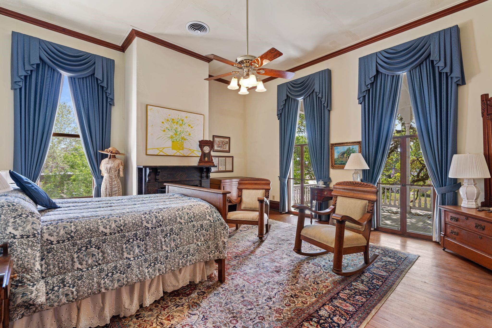 351 E Colorado Street