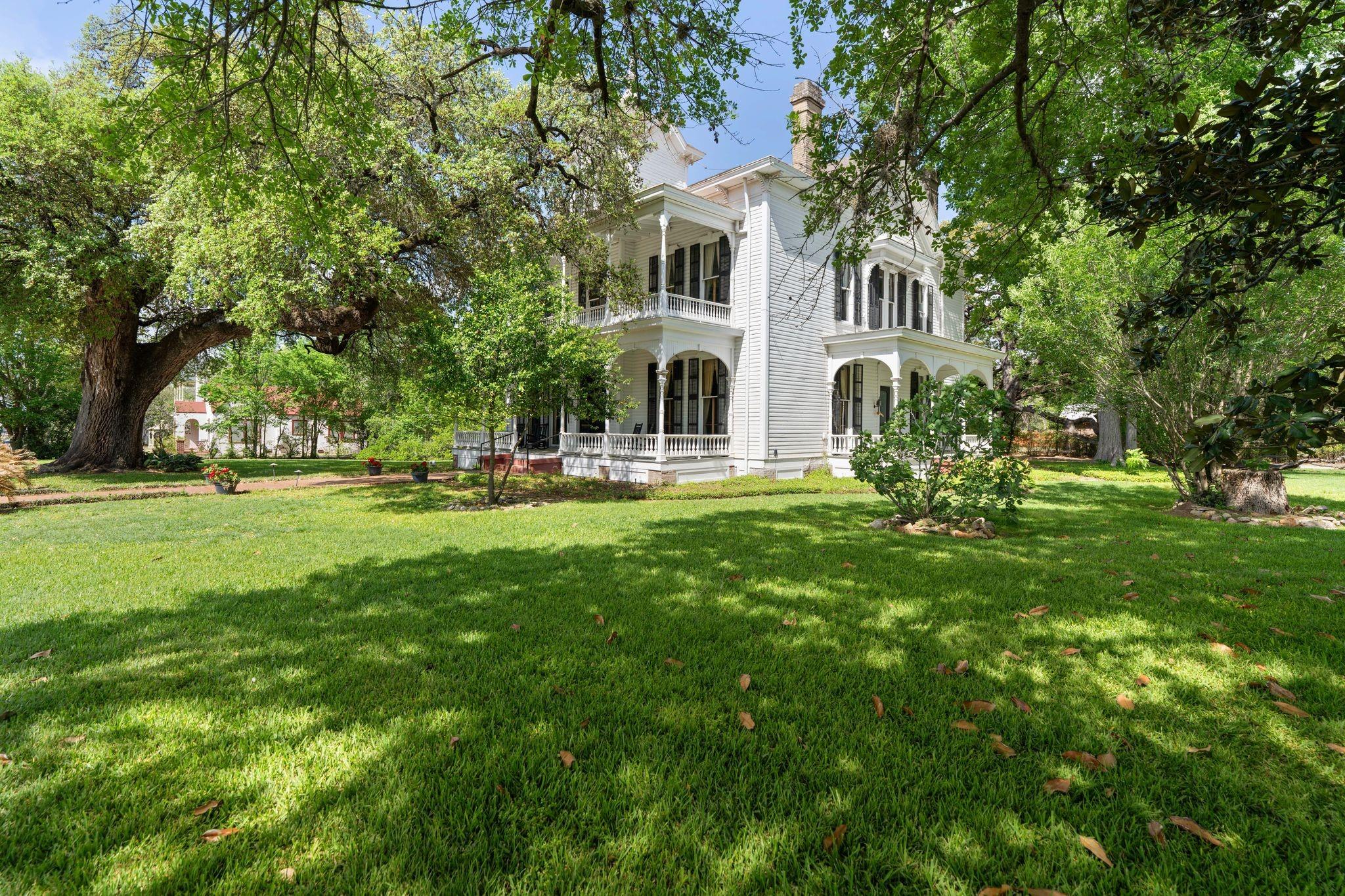 351 E Colorado Street