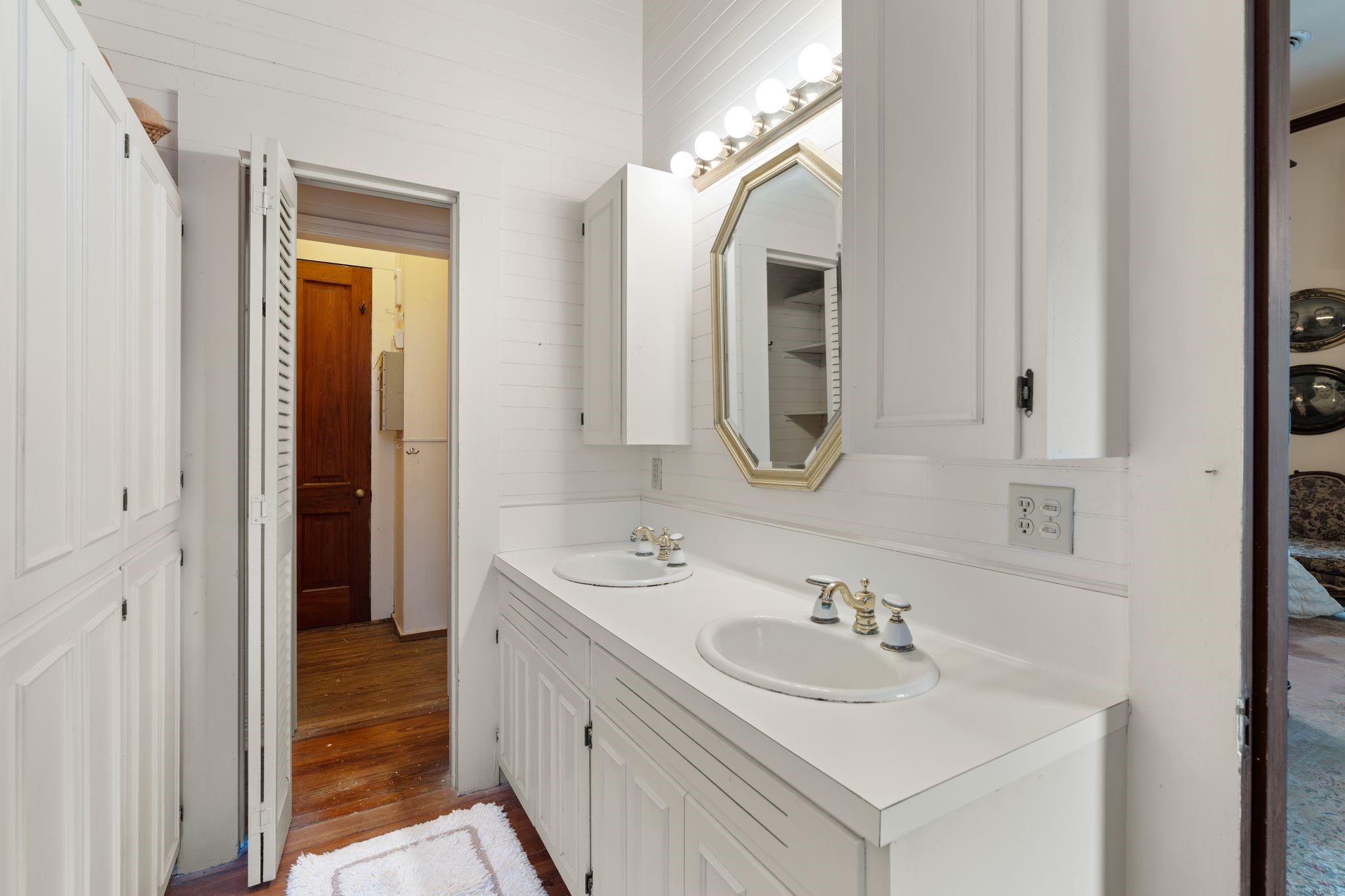 351 E Colorado Street