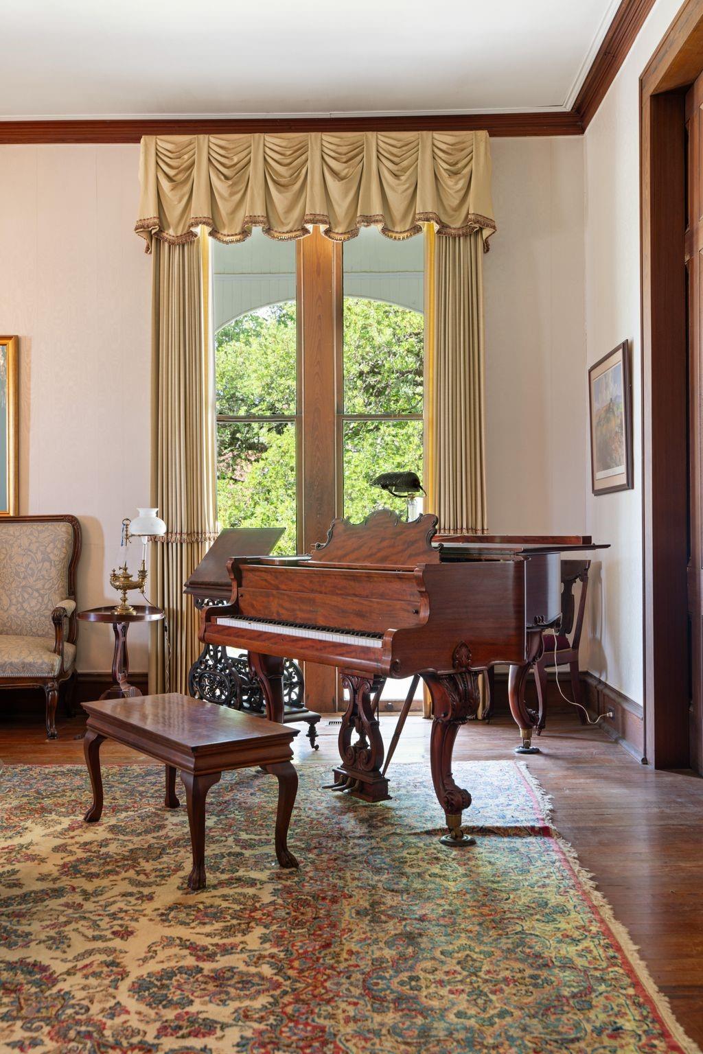 351 E Colorado Street