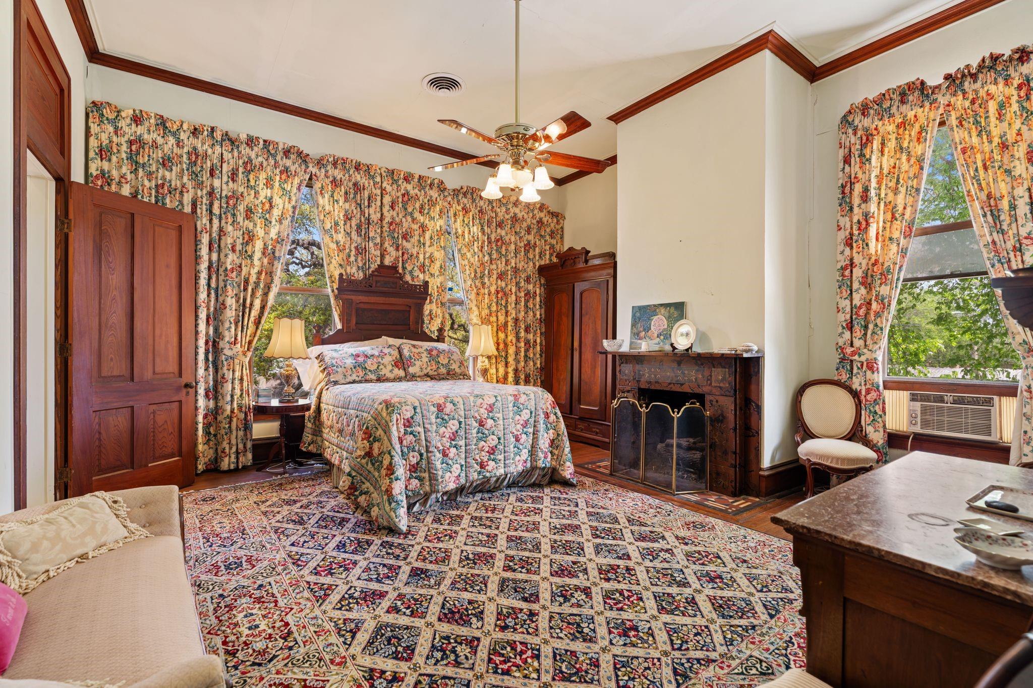 351 E Colorado Street