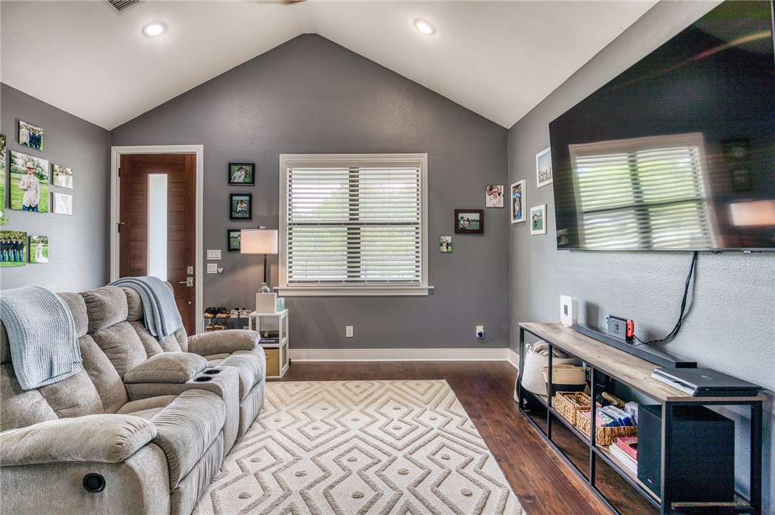 2021 Strangmeier Road