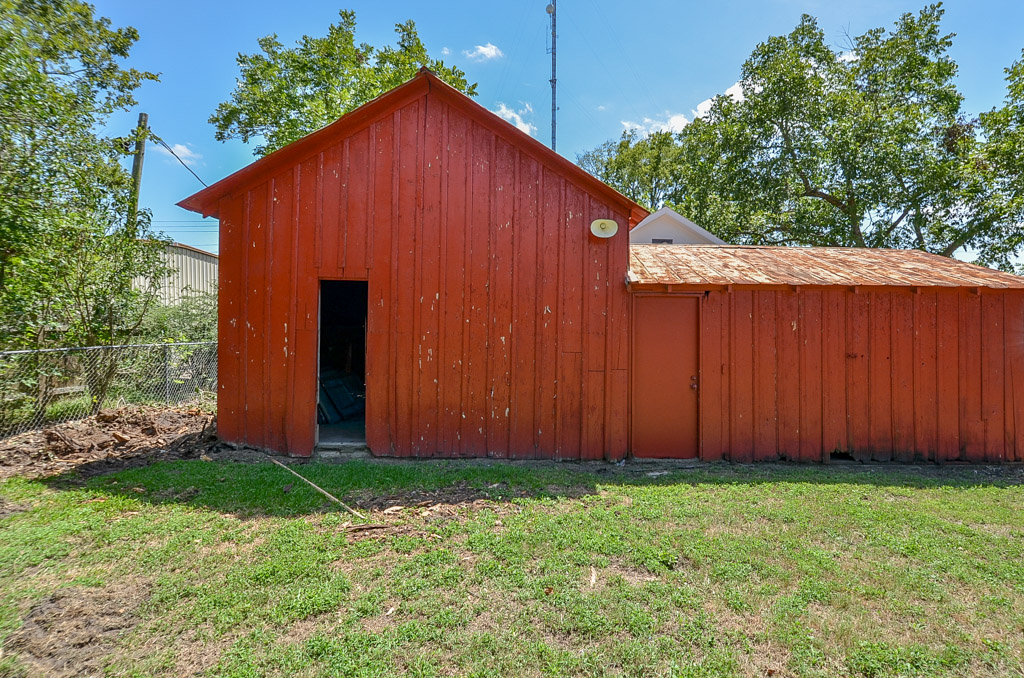 404 West Main Street