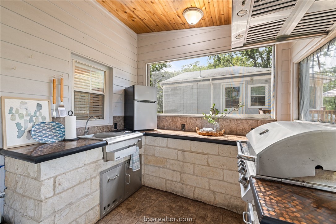 20559 Red Bud Court