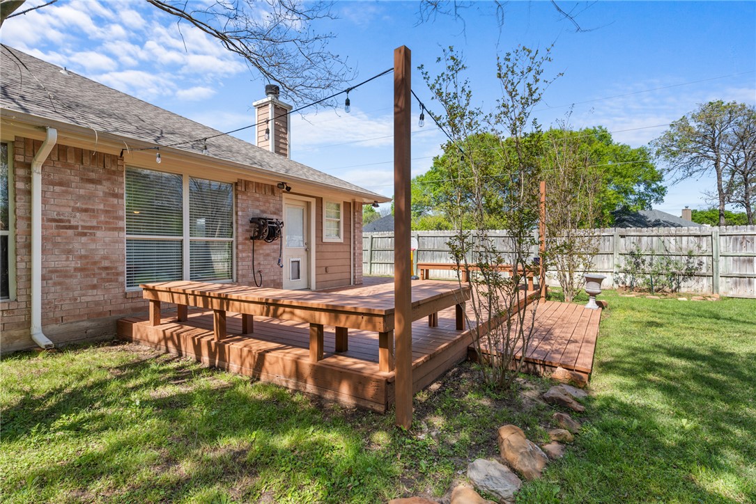 1736 Starling Drive