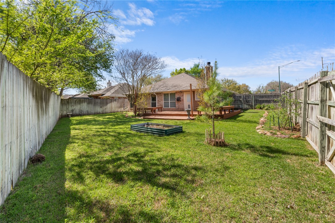 1736 Starling Drive