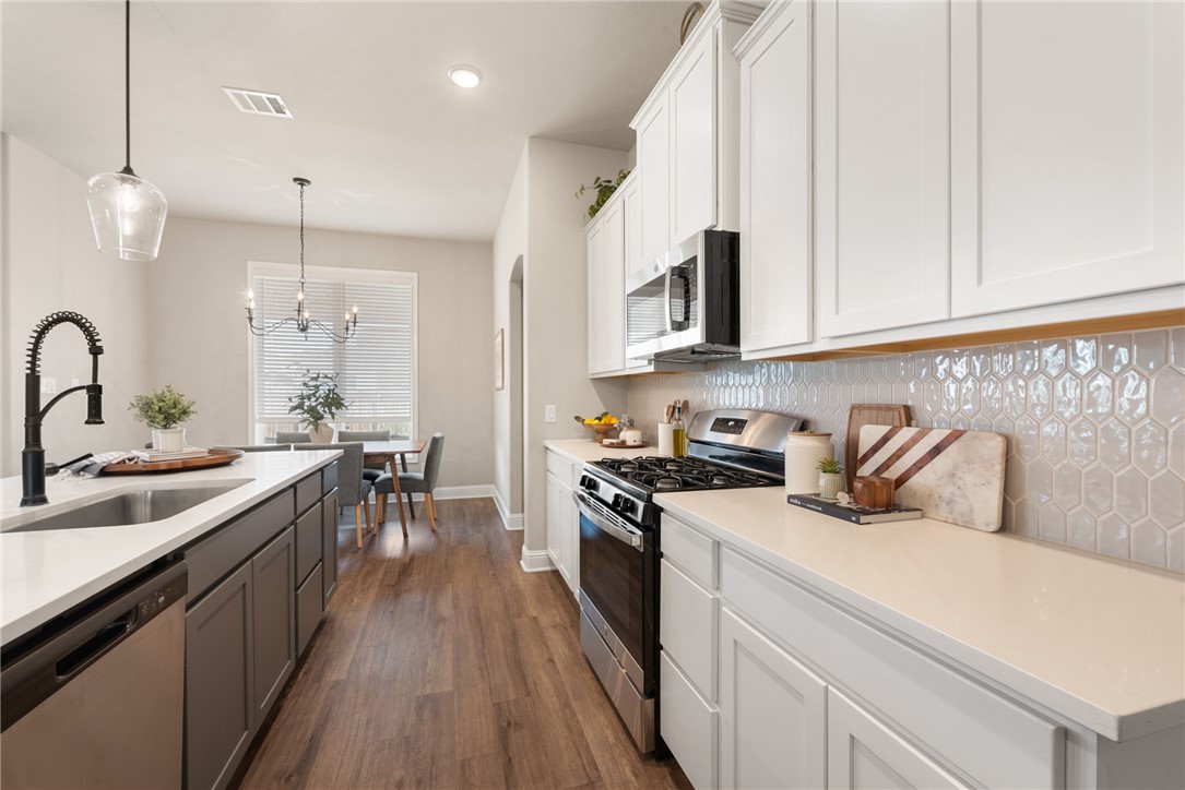 6221 Wilkesboro Drive