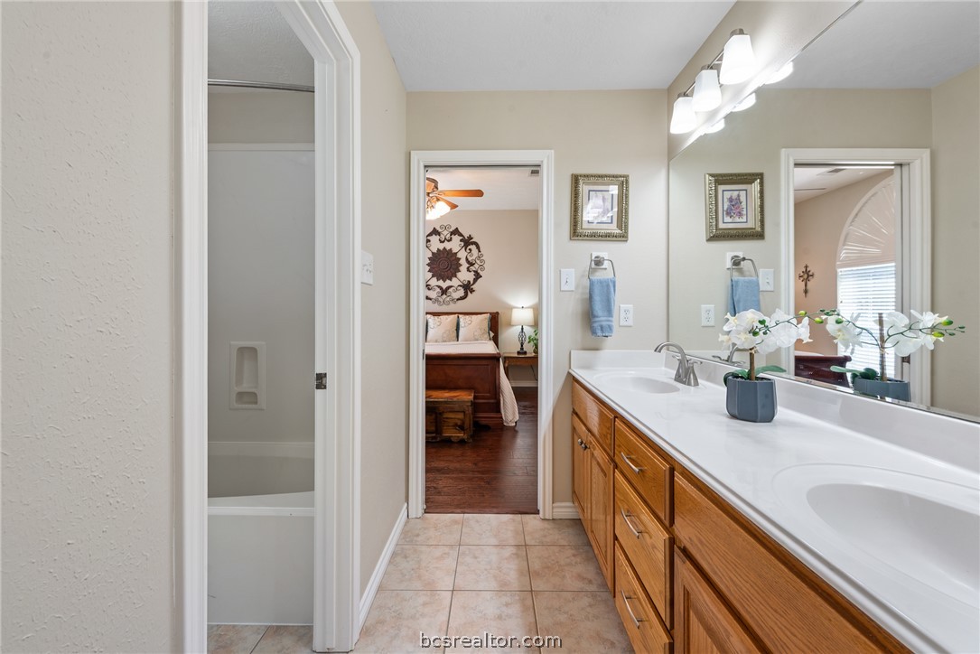 8408 Turtle Rock Loop