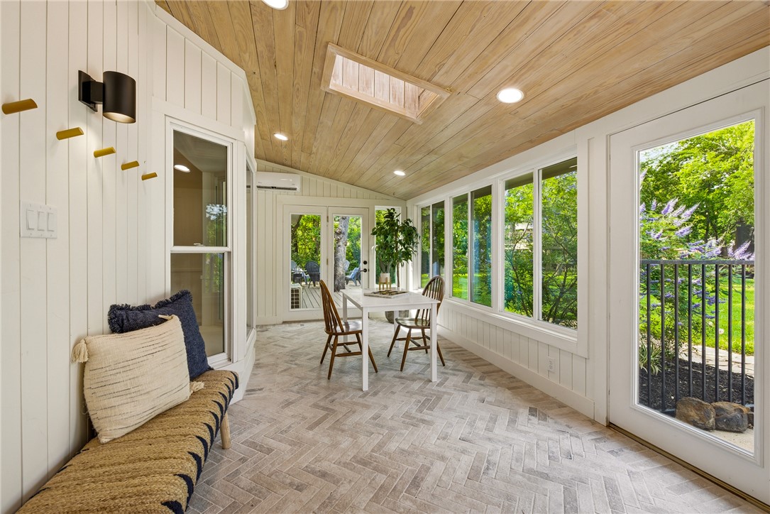 3613 Sunnybrook Lane