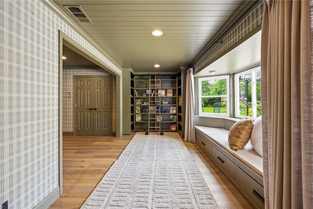3613 Sunnybrook Lane