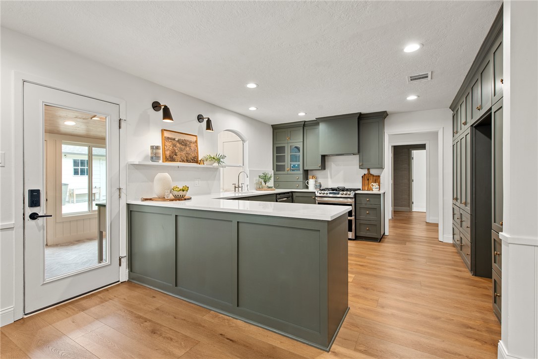 3613 Sunnybrook Lane