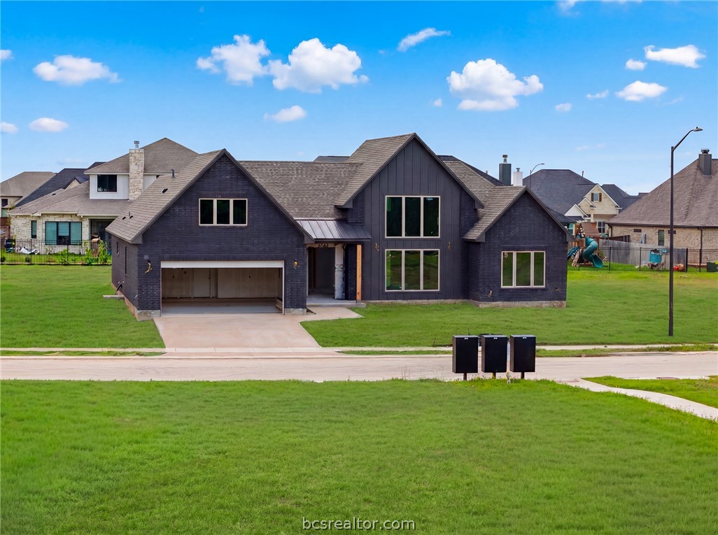 4743 Coral River Road
