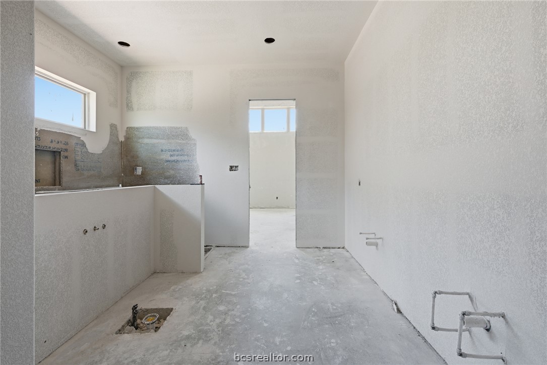 4743 Coral River Road