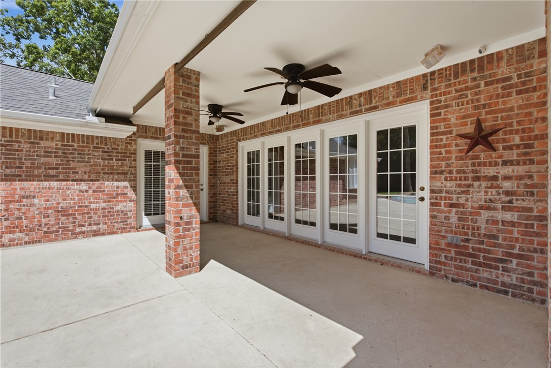 905 Winged Foot Drive