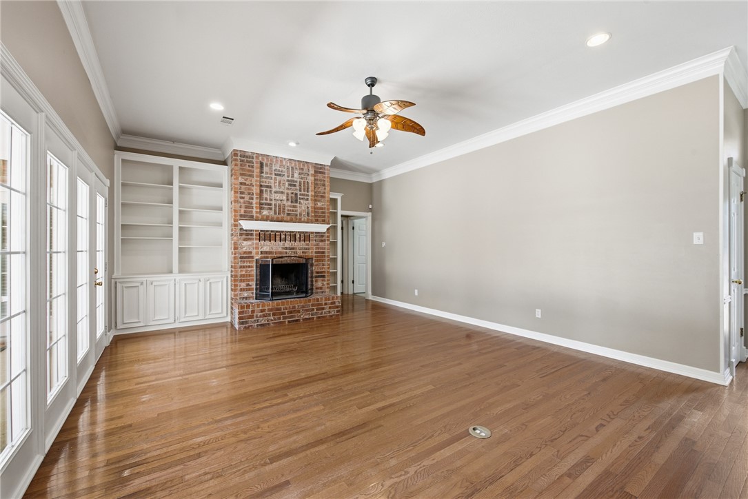 905 Winged Foot Drive