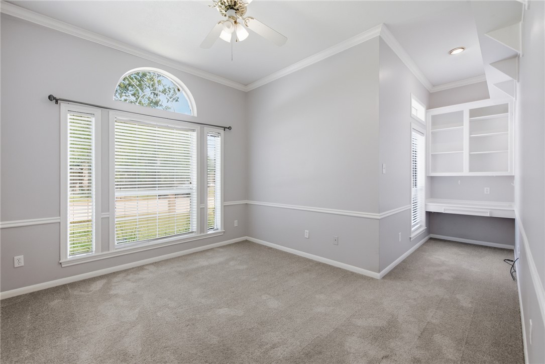 905 Winged Foot Drive