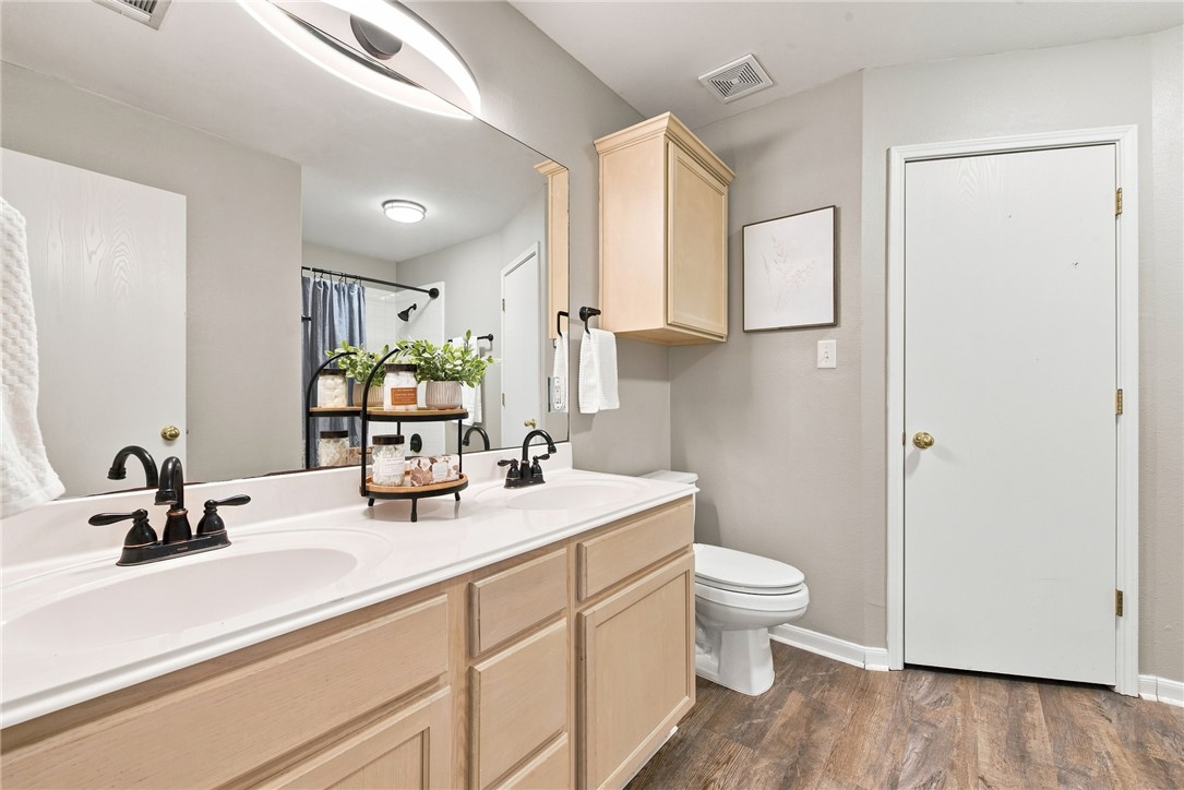 3832 Westfield Drive