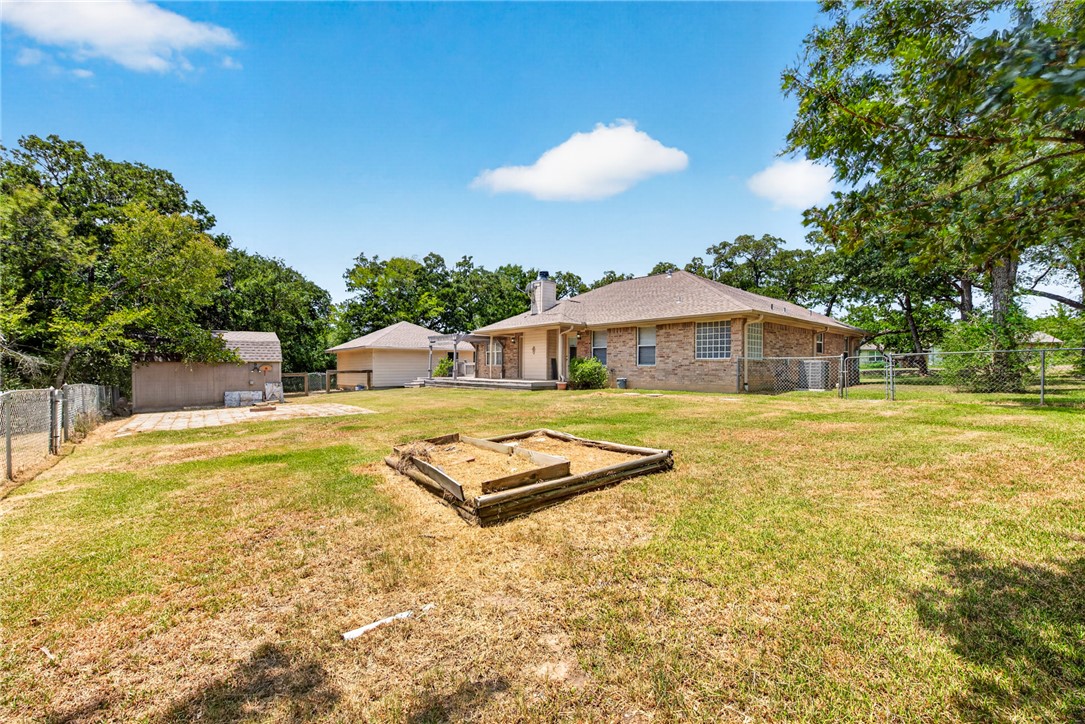 6826 Bendwood