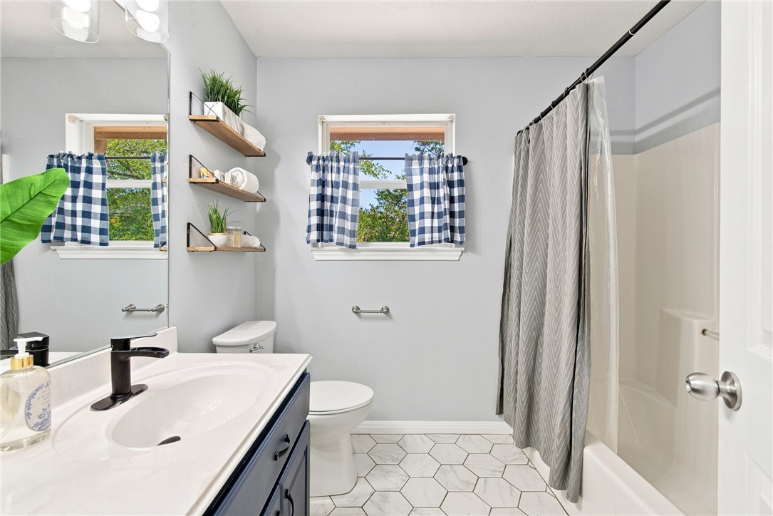 6826 Bendwood