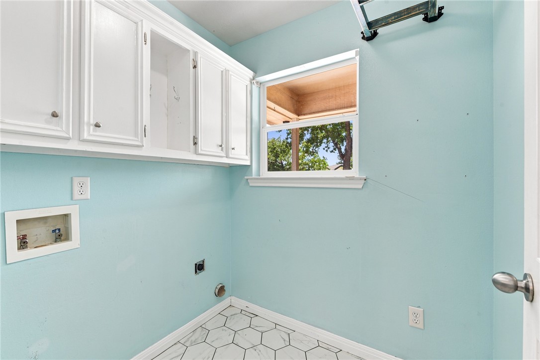 6826 Bendwood
