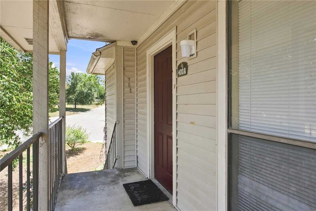 400 Fall Circle A