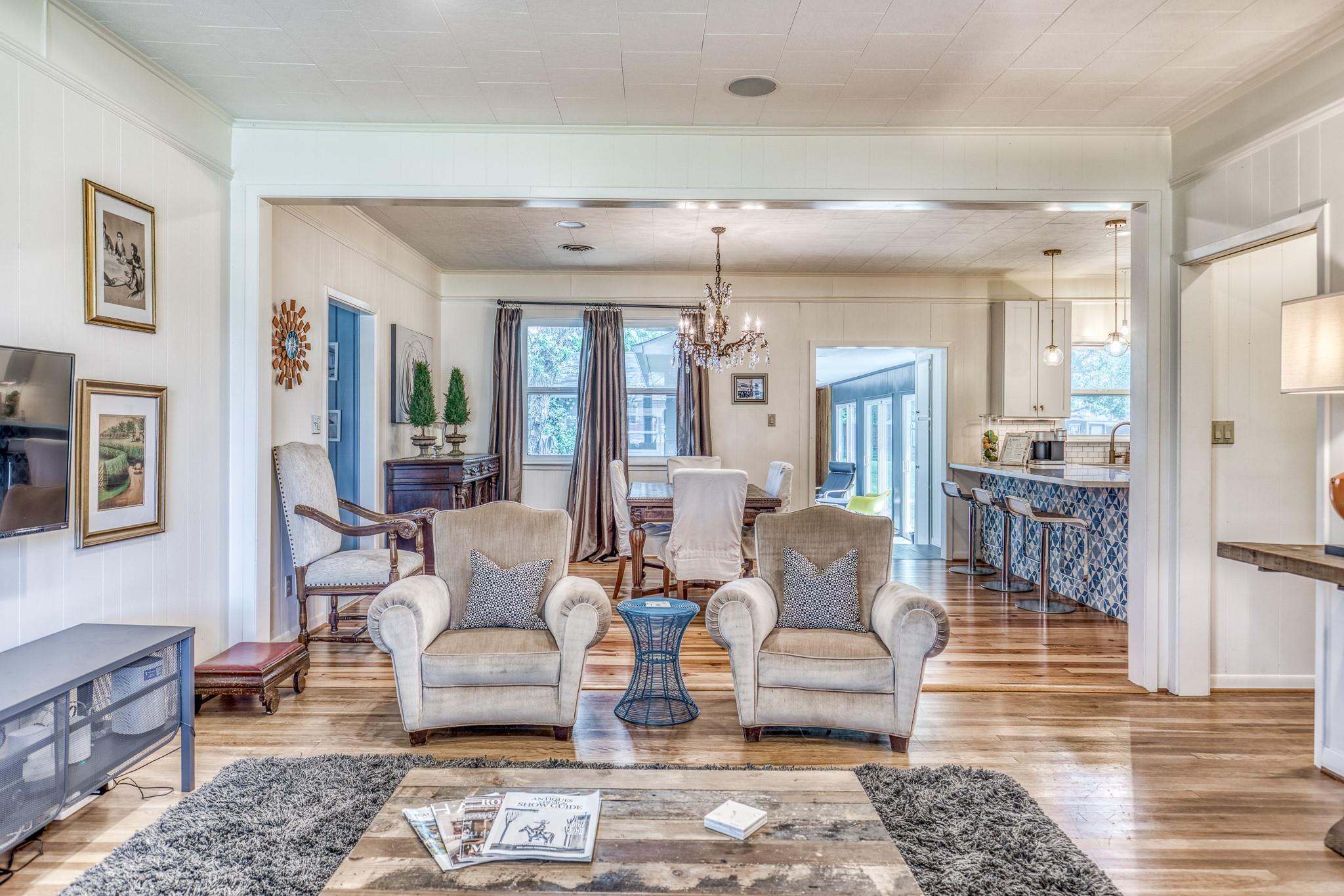 1524 Highway 159 W
