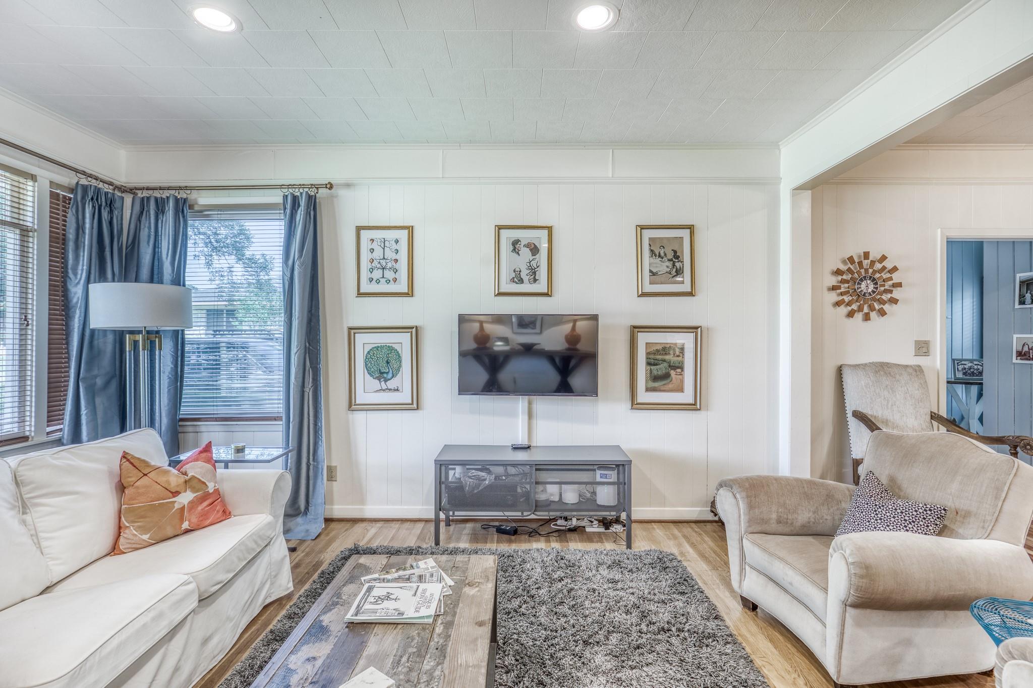 1524 Highway 159 W